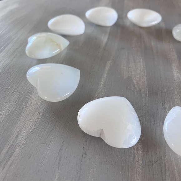 White jade heart - Picture 4 of 5